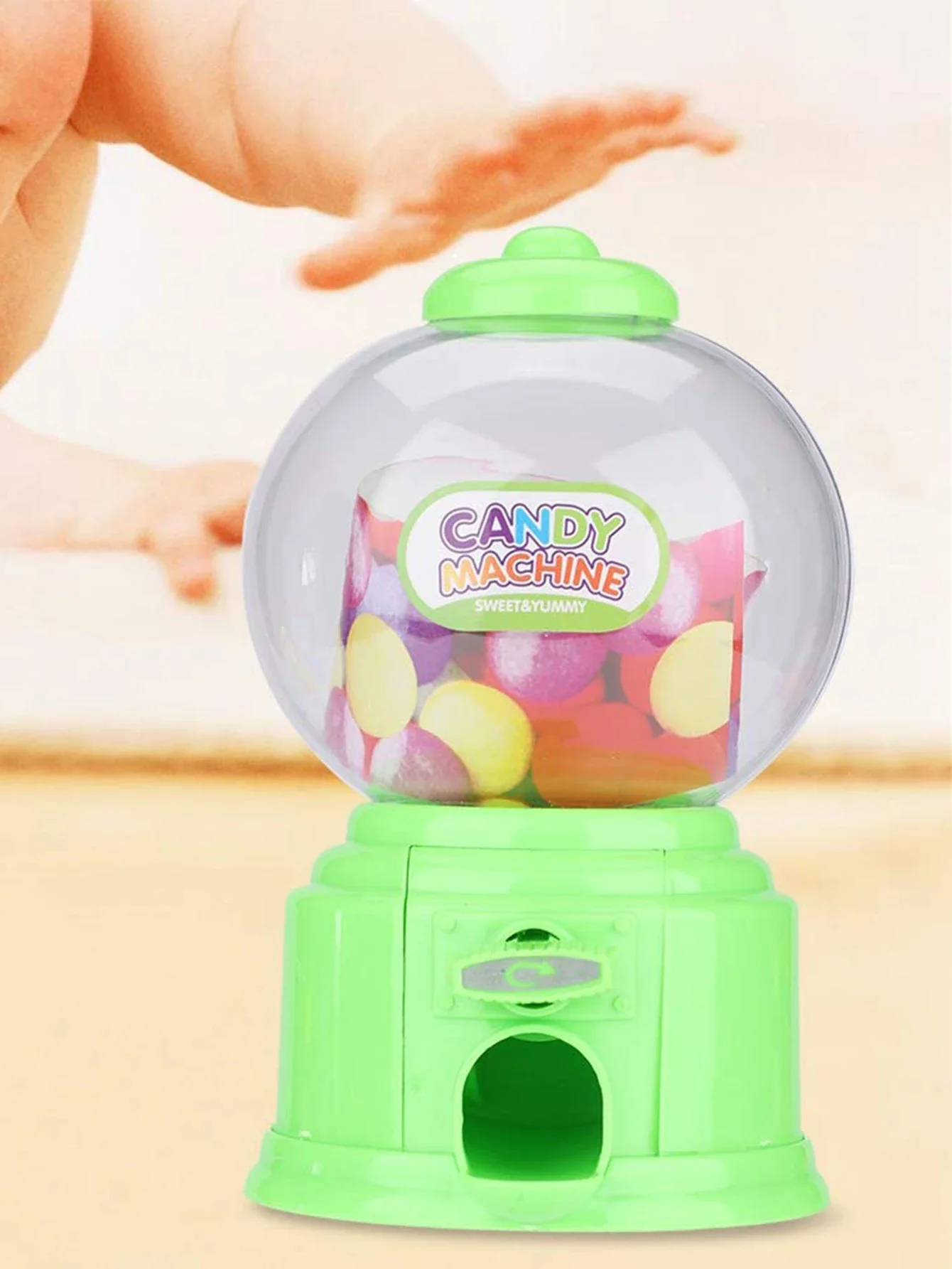 Cute gift candy box Korean mini Twist candy machine Candy machine children\'s sugar toy storage jar