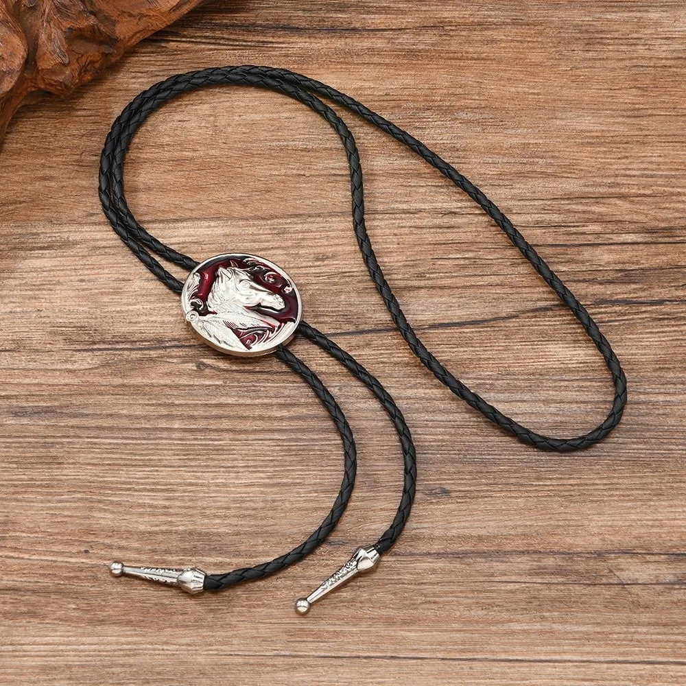 

Винтажный болов-тай с подвеской в виде головы лошади, имитирующей капли масла, из сплава, на кожаном шнурке, с гладкой полированной отделкой и ретро-покрытием