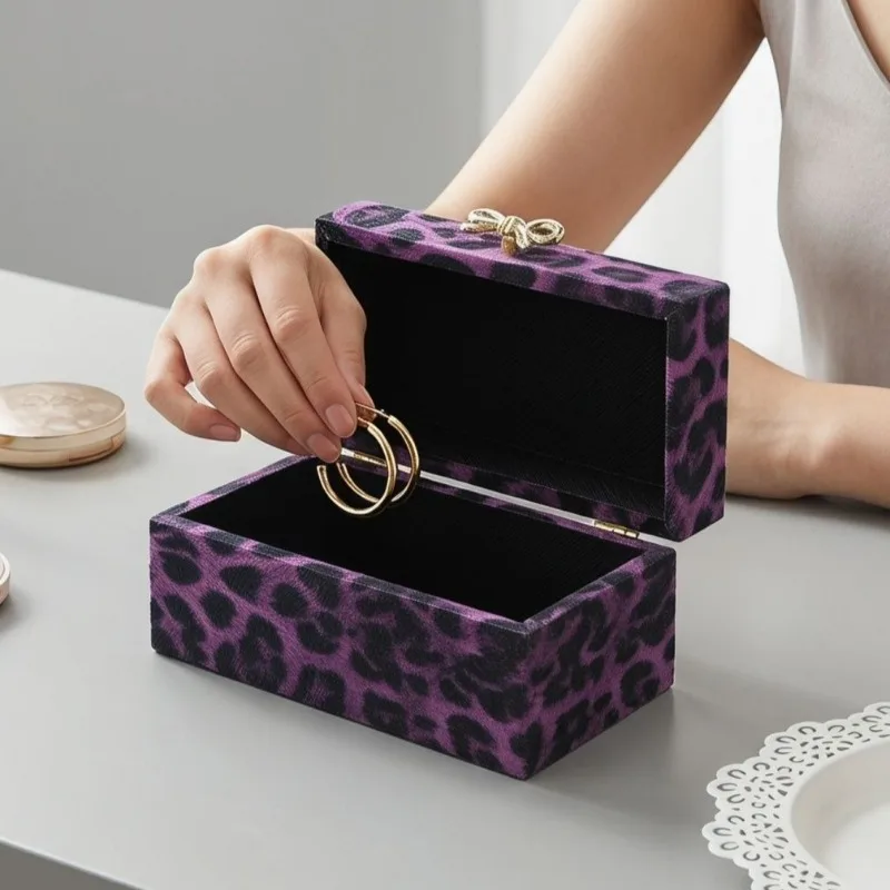 caja-de-joyeria-con-estampado-de-leopardo-moderna-y-creativa-organizador-de-lujo-para-aretes-pulseras-y-collares-estuche-de-almacenamiento-para-escritorio