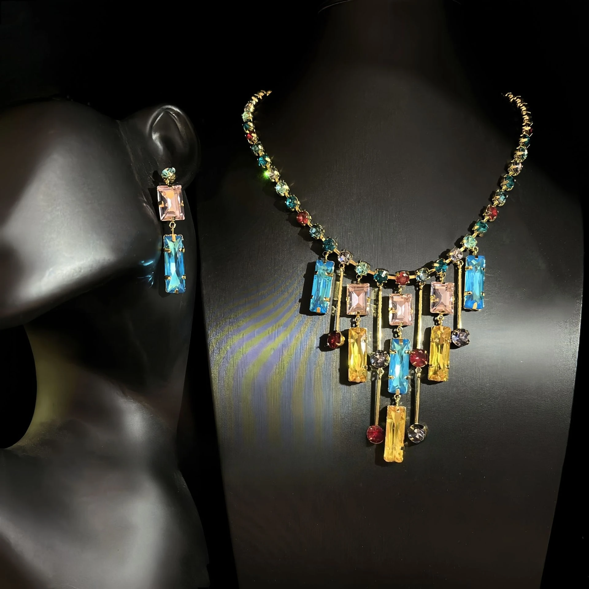 

Colorful Crystal Jewelry Set for women Retro Glam Statement Necklace Earrings with Multicolor Beads Drops for Party Runway Looks