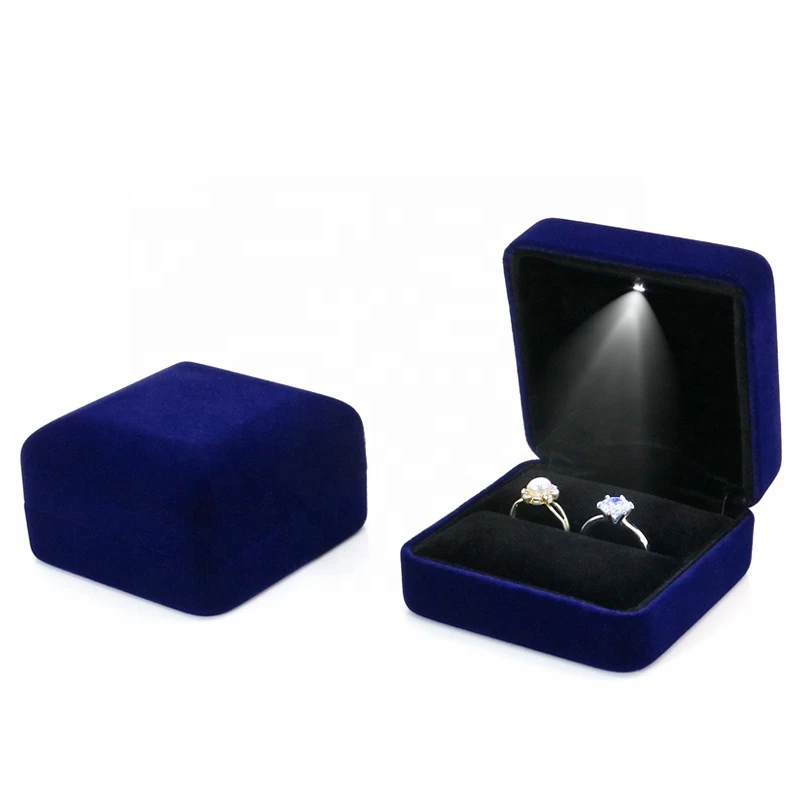 New LED Light Engagement Ring Box Wedding Velvet Ring Pendant Earring Display Storage Leather Jewellery Boxes Packaging