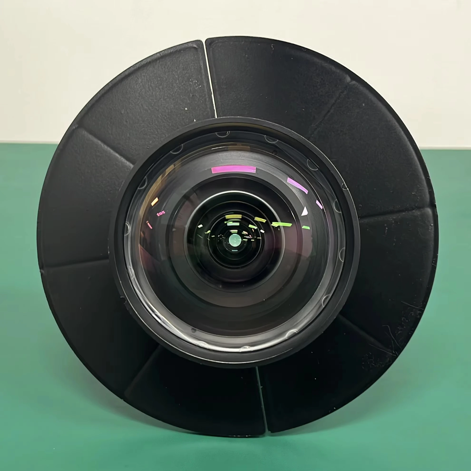 0.8 Short Throw Projector Lens Manual Focus Suitable Large Outdoor Mapping 12000 Lumens DLP Projector