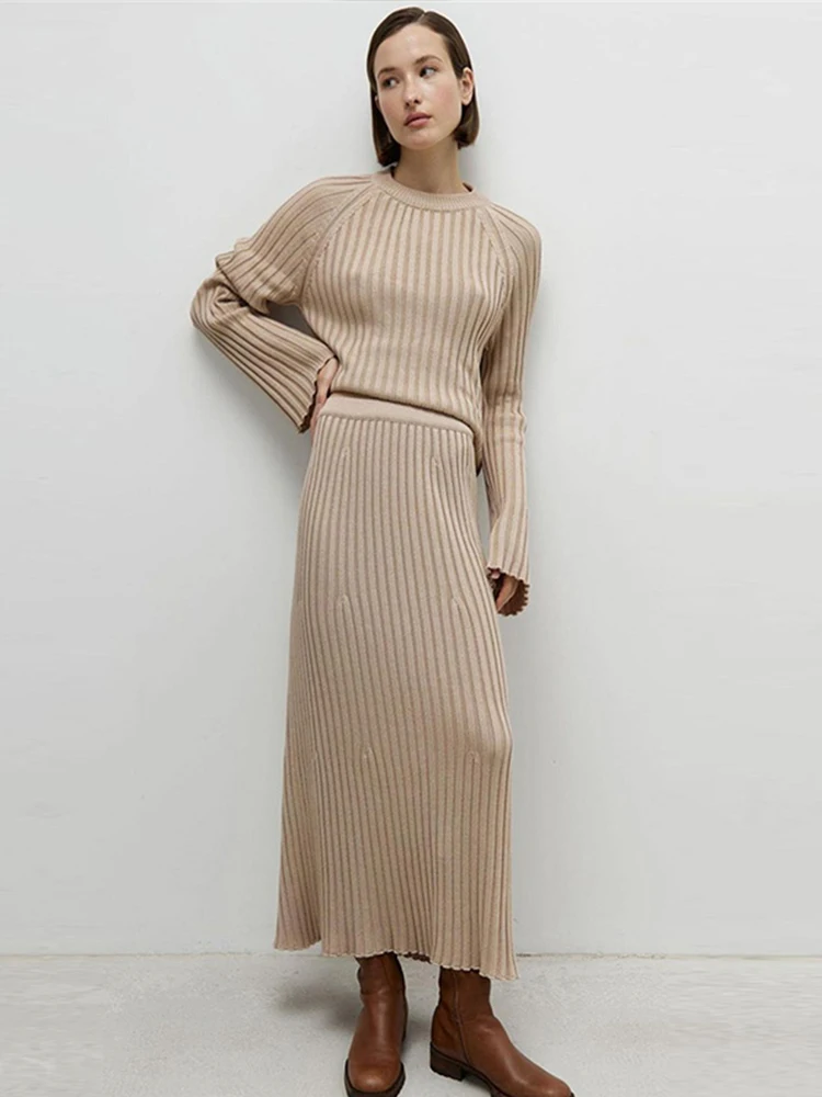 Women Knitted Sweater Skirt Sets Minimalism Loose O Neck Blouse Slim Half Skirts Suits 2024 Autumn New Pullover Two Pieces Set