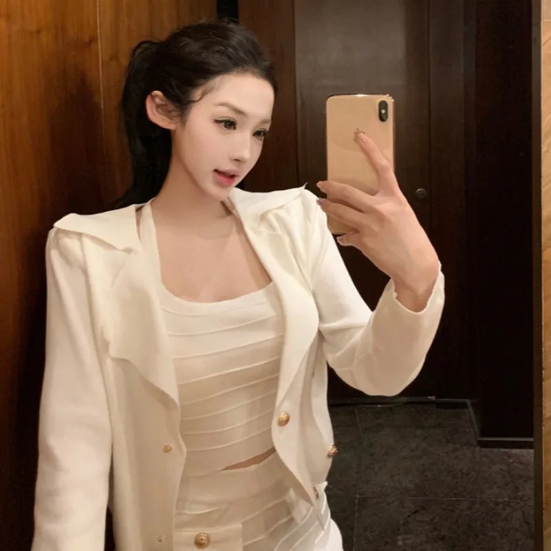 Faionable Knitted Base Set with Gold Buttons 3D Double Row Buttons Turn-down Collar Knitted Jaet New Autumn Women's Faion