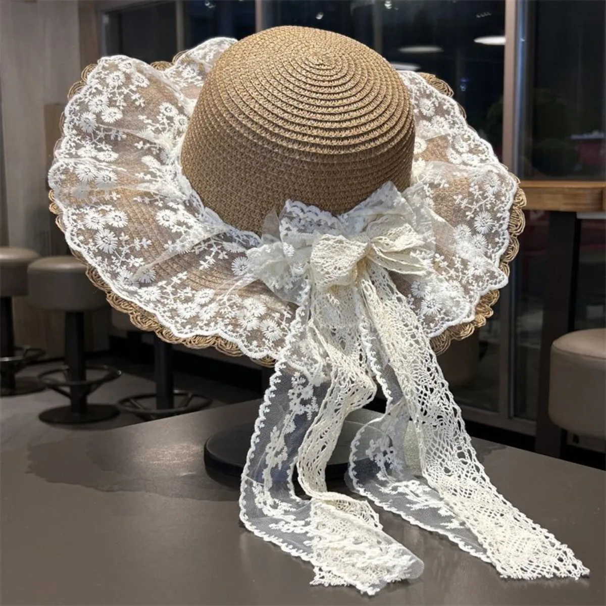 Women Summer Beach Straw Sun Hat Lace Bow Decor Wide‑Brim UV‑Blocking All‑Match Headwear for Ladies Outdoor Vacation Outing
