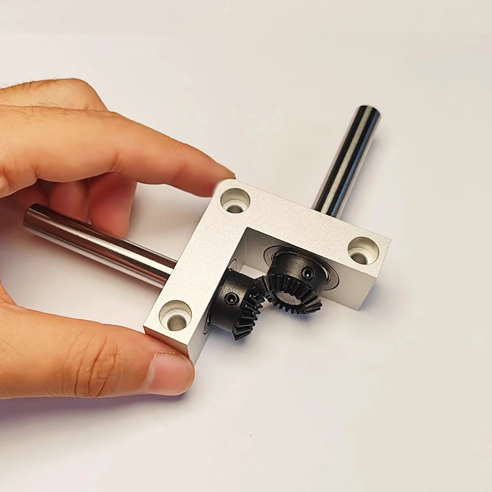 8/10Mm Outlet Shaft, Right Angle Rotator Small 90 Degree 1:1 Gearbox Bevel Gear Commutator Model Transmission Box