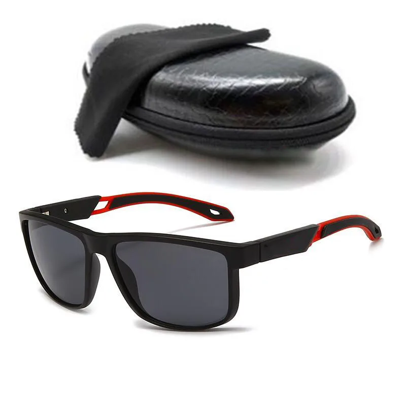 

New Arrival Fashion Vintage Frame Women Sunglasses with Classical Luxury Brand Design Trend For Unisex Travelling UV400