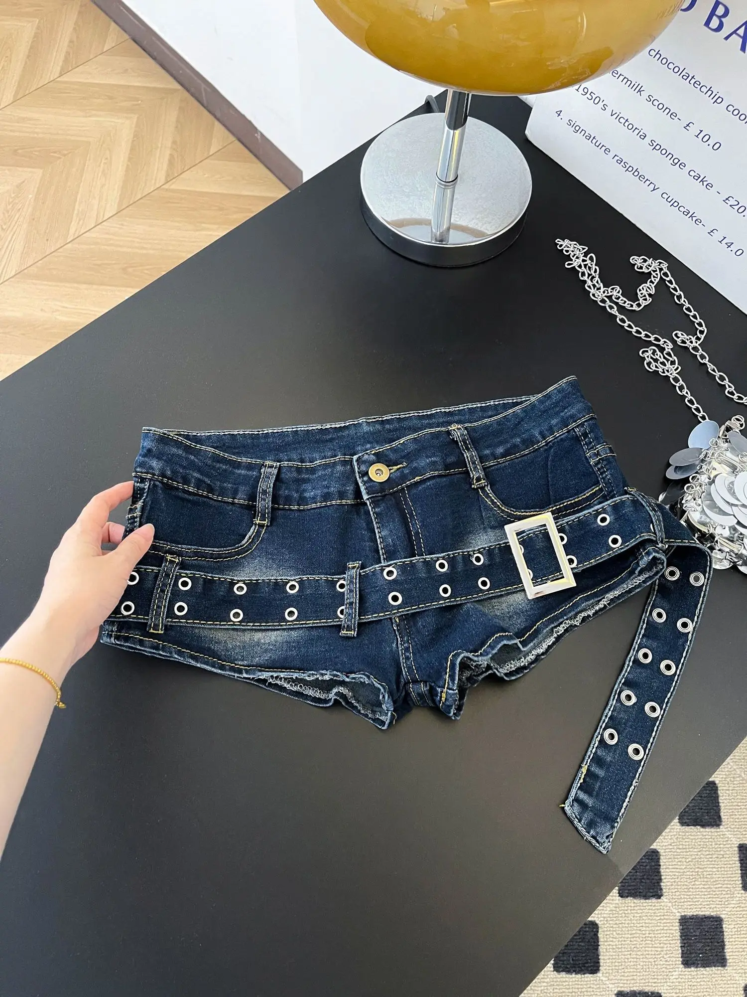 Spice Girl Nail Belt Denim Super Shorts Women's Summer Y2k Washed Old A Word Hip Hot Pants view 2