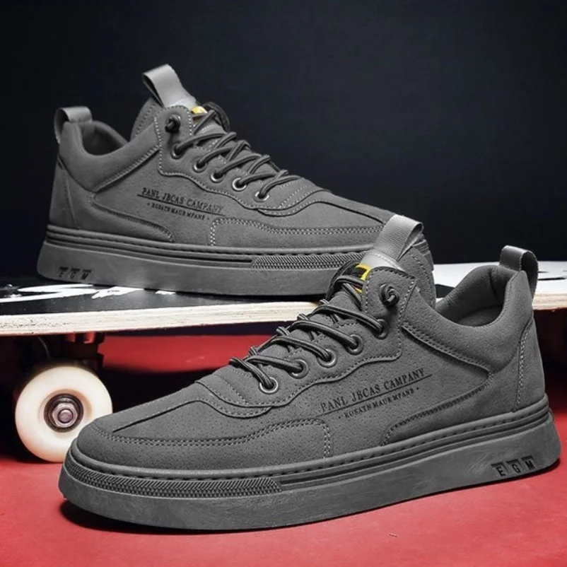 

Men's Spring Casual Sports Flat Bottom Work Shoes Lightweight Wear-resistant Labor Protection Fashionable Shoes for Construct...