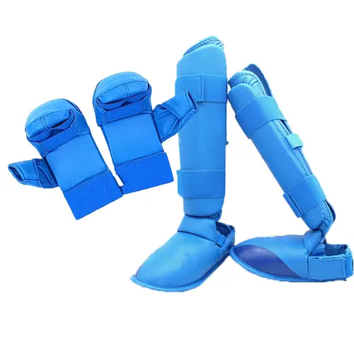 Imagen 1 del producto Juego de equipo de combate para Karate, espinillera para Karate, Protector de manos para piernas, espinillera, guantes de boxeo, calcetines, zapatos, guantes de entrenamiento MMA para Karate