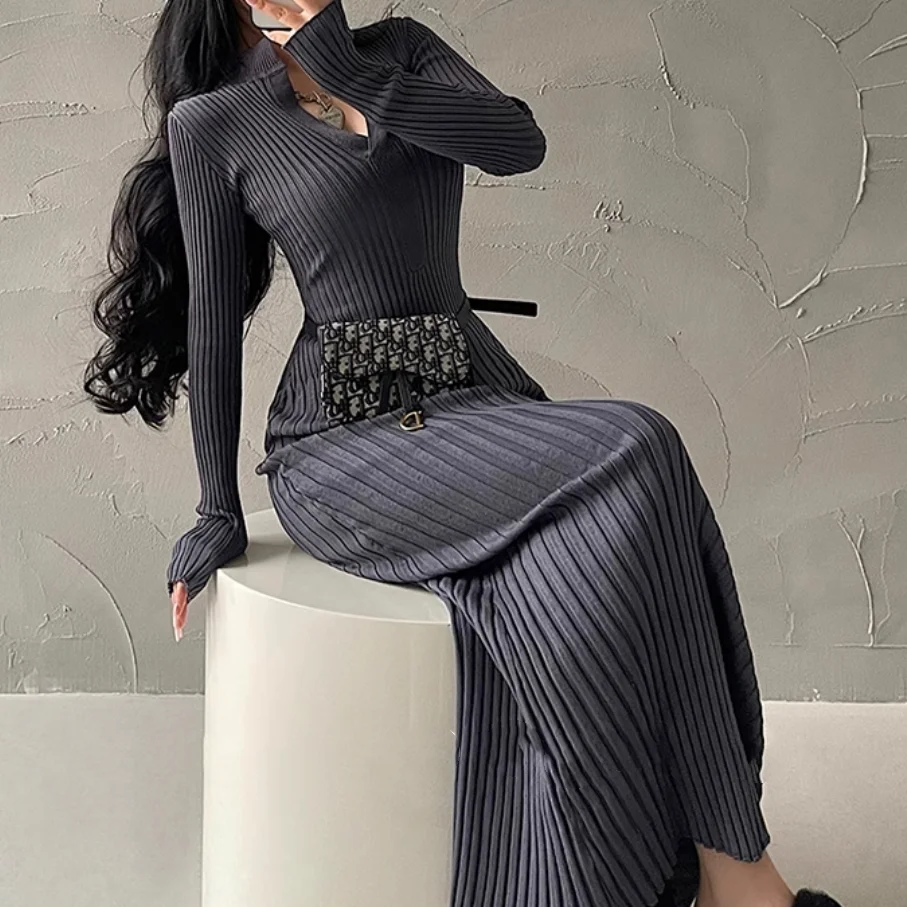 Autumn Pure Desire Wind Sexy V-neck Slimming Long Sleeve Pit Strip Knitted Butt Wrapping Solid Color Dress