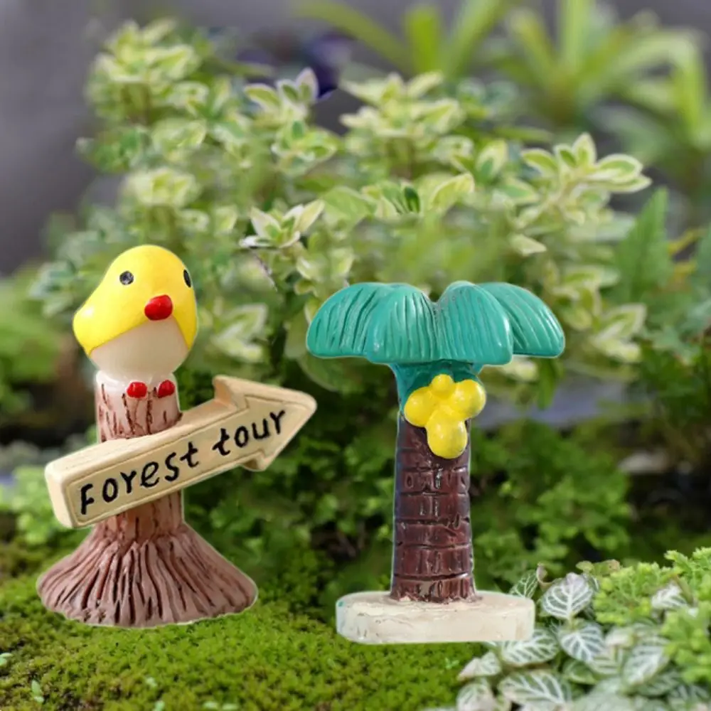 Cute Yellow Bird Signpost Decorative Mini Statue Figurine Tree Stump Guidepost Ornament Resin Vine Coconut Guidepost Home Desk