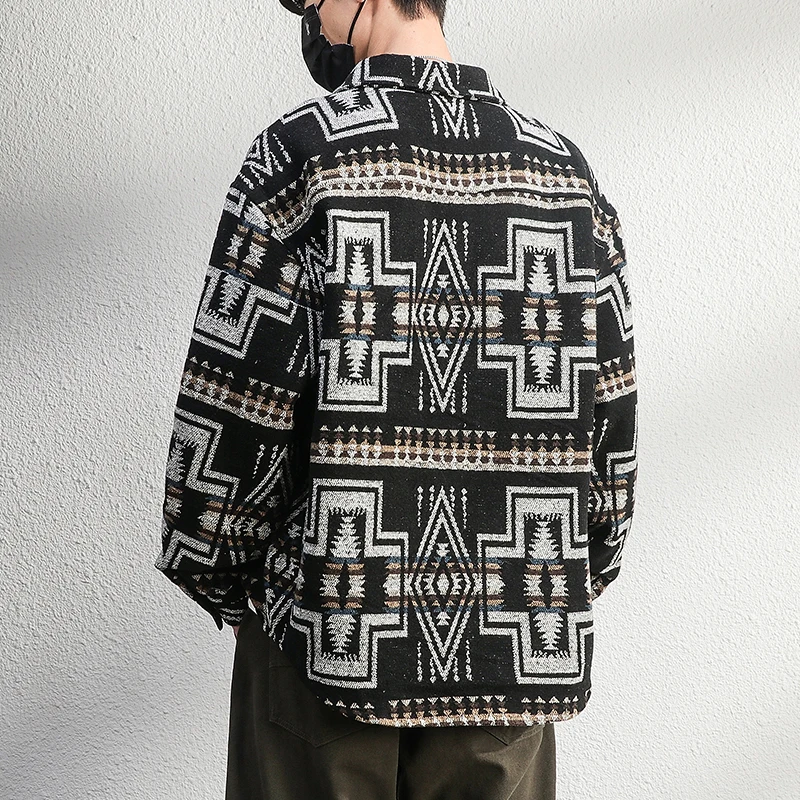 2025 일본 레트로 스타일 남성용 베이지 자카드 브러시드 턴다운 칼라 긴팔 셔츠 루즈 캐주얼 블랙 그레이 재킷