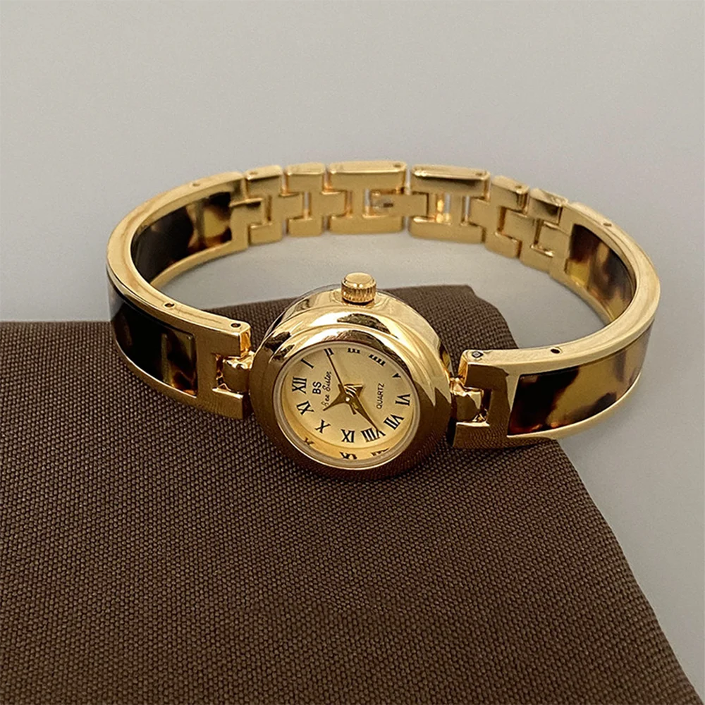 レトロな高級感のある女性用腕時計、琥珀色のブレスレットチェーン、本物の防水クォーツ、レディース腕時計、女性へのギフト