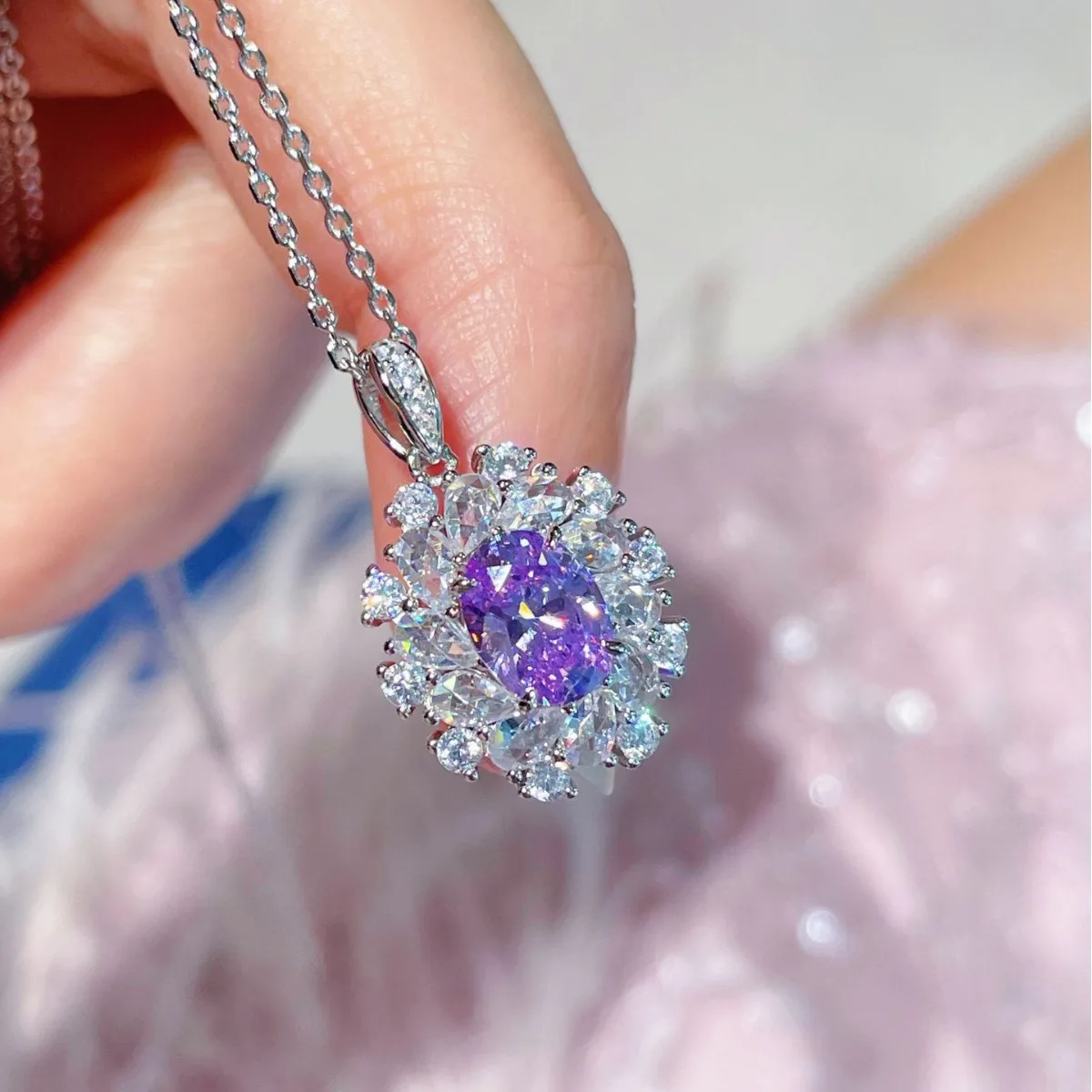 

925 Gold-Plated Firework Purple Simulated Diamond Necklace, High Carbon Diamond Accent, Versatile Fashion Jewelry