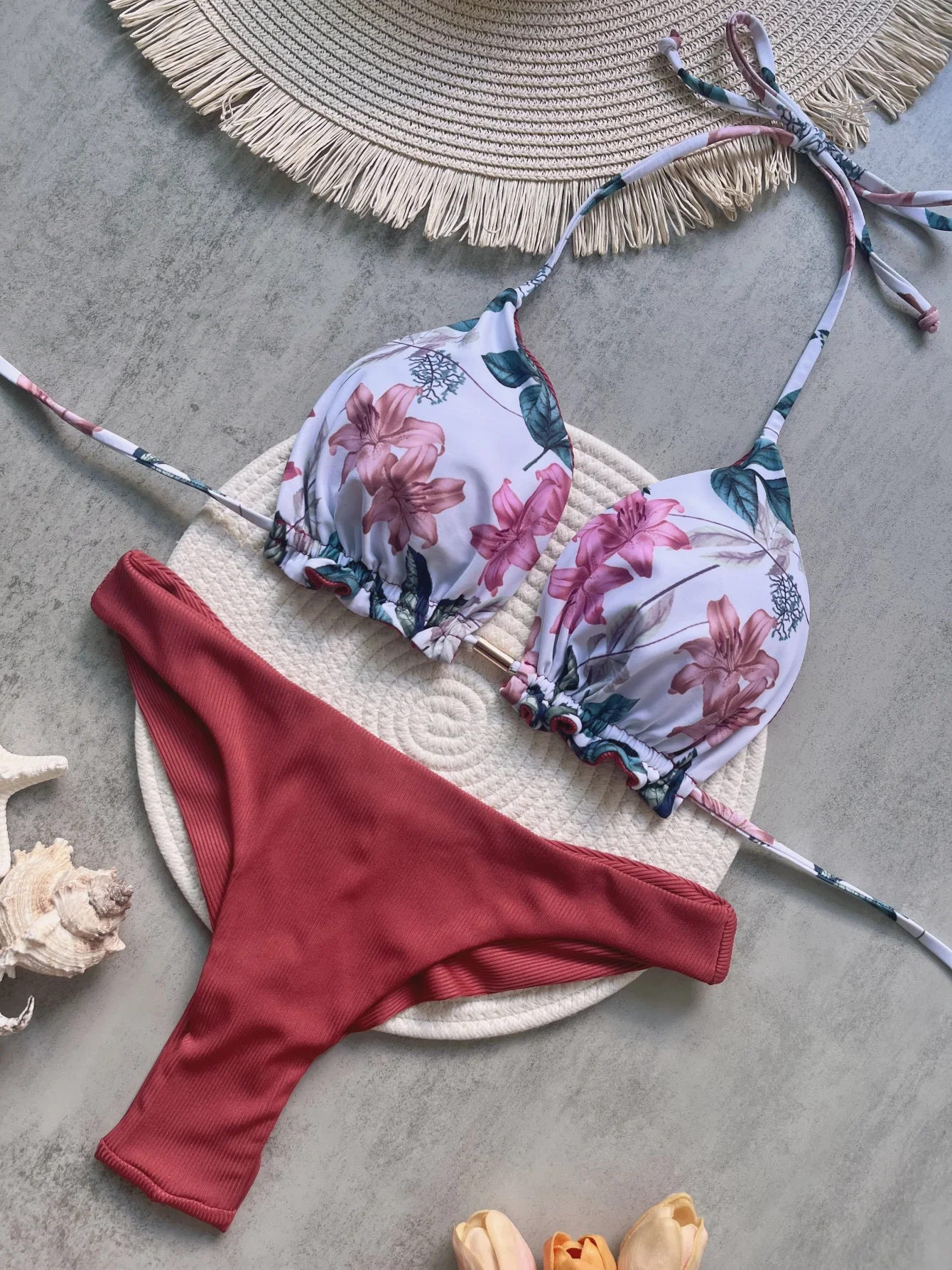 Leaves Printed Halter High Leg Cut Bikini Women Swimwear Female Swimsuit Two-pieces Bikini set Bather Bathing Suit Swim