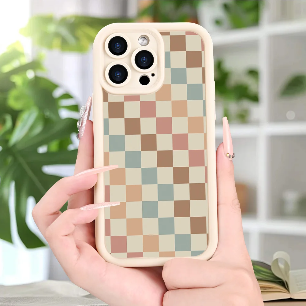 

Elegant retro checkered pattern phone case for iPhone 17 16 15 14 13 12 11 Pro/ Max/Plus shock-proof rear cover anti-fingerprint