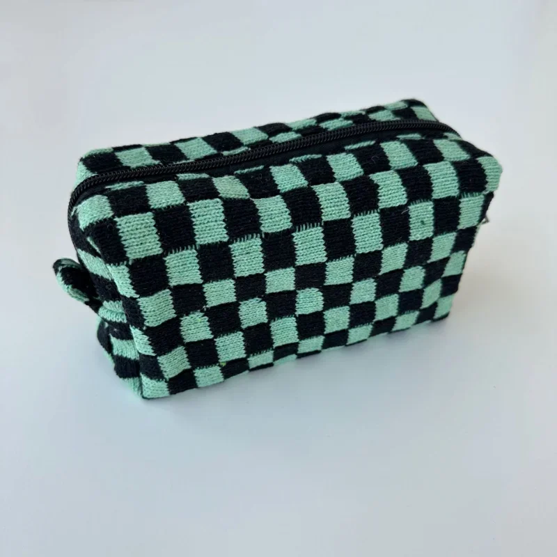 Colorido Checkerboard Plush Clutch Maquiagem Bag, Grande Capacidade Cosmetic Storage Bag, Skincare Organizer, Higiene Pessoal Bag, Ins Moda