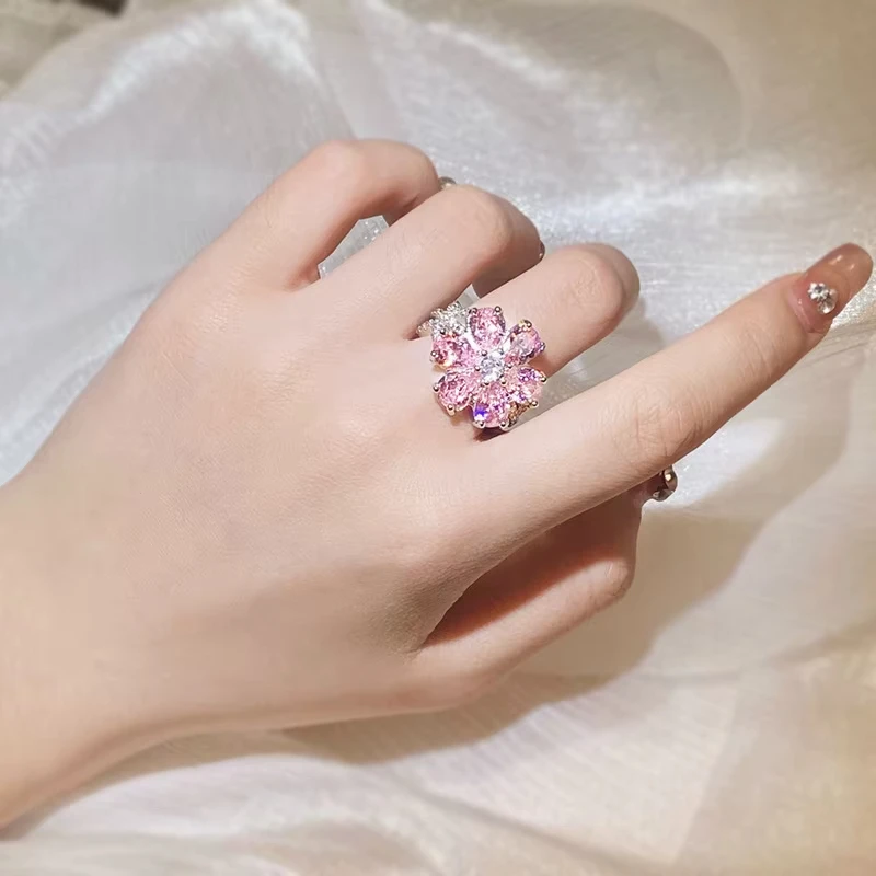 

Huaya Women's Pink Blooming Flower Shape Rings Petal Bright Zirconia Ring Holder Ring Sweet Personality Accessories
