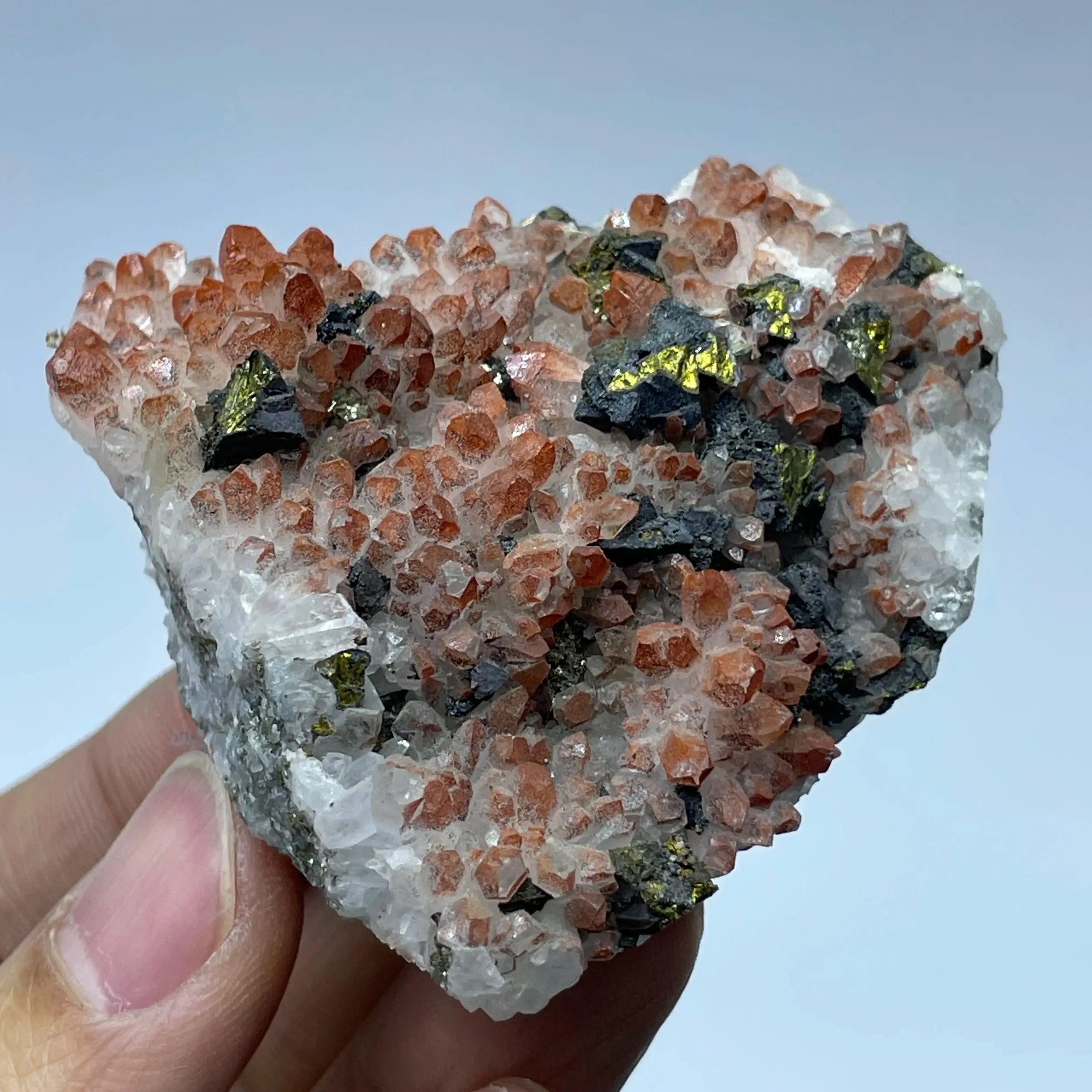 Natural Red Crystal With Pyrite Mineral Specimen Quartz Crystal Healing Stone Home Decoration