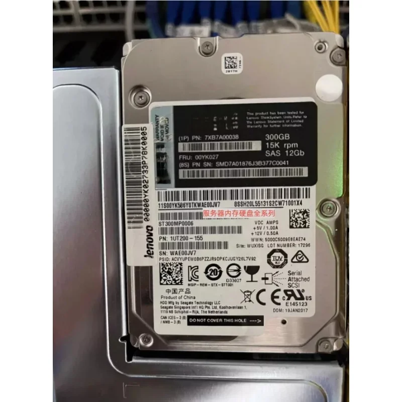

Z for Lenovo ThinkSystem 7XB7A00038 00YK027 300GB 15K 3.5" 12Gb/s SAS Hard Drive HDD