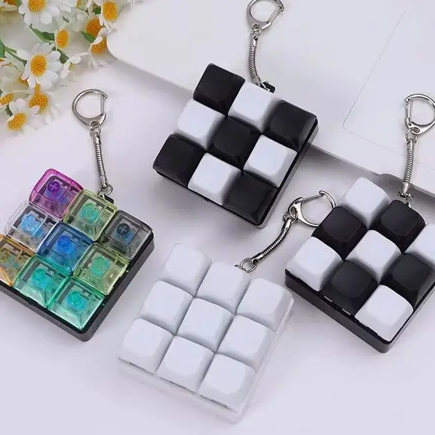 1PC 9Keys Finger Button Mechanical Keyboard Keycaps Keychain Fidget Toys Decompression Stress Relief Keyboard Clicker Kids Toy