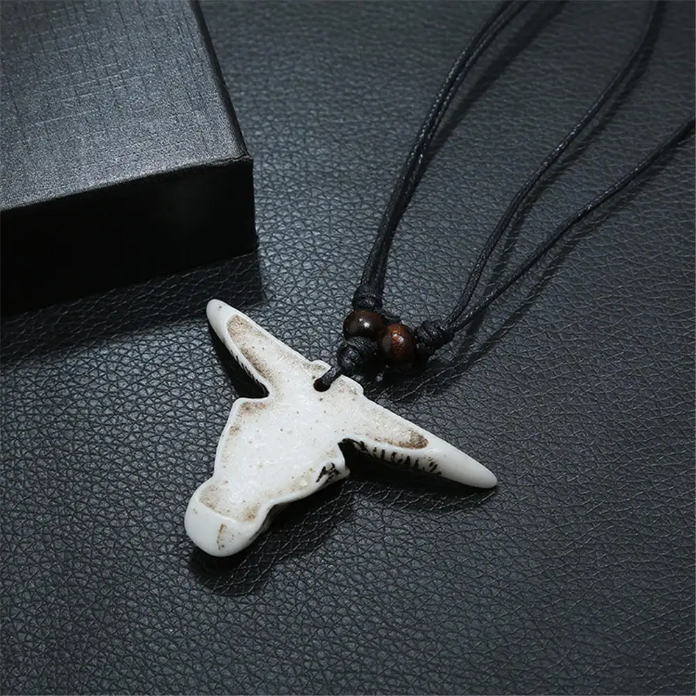 Vintage Imitation Cow Bone Necklace Fashion Hand-Woven Necklace Black Rope Minority Tourist Area Jewellery Tribal Style Necklace