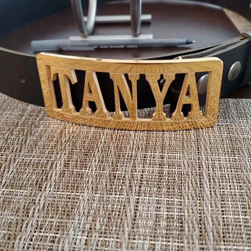 مخصص الفولاذ المقاوم للصدأ حزام مشبك للزوج شخصية رجال الأعمال مجوهرات مخصص اسم شعار نمط هدية عيد الأب