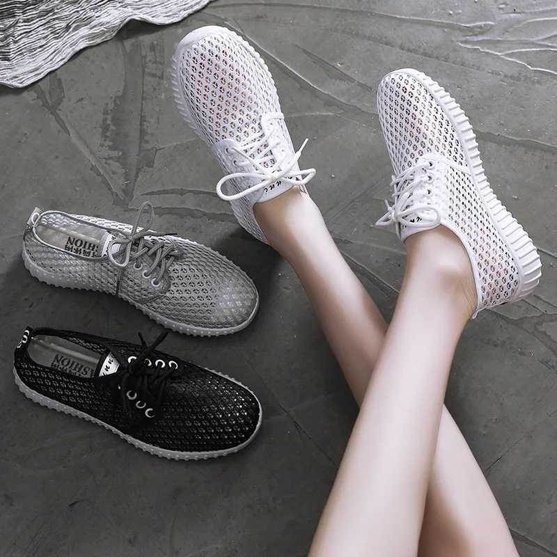 

Women's Breathable Mesh Flat Bottom Shoes Summer Hollow out Design Beijing Style Sports Casual Versatile Mom Sneakers