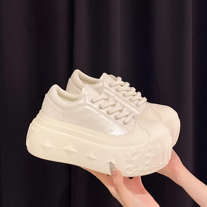 

6CM High Platform Sneakers Women Casual Suede Sport Shoes New Autumn Vulcanized Skateboard White Shoes Woman Chaussures Femme