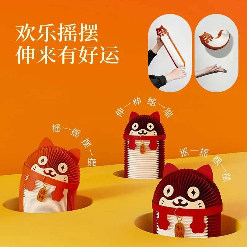 Creative desktop souvenir to make money and attract wealth cat