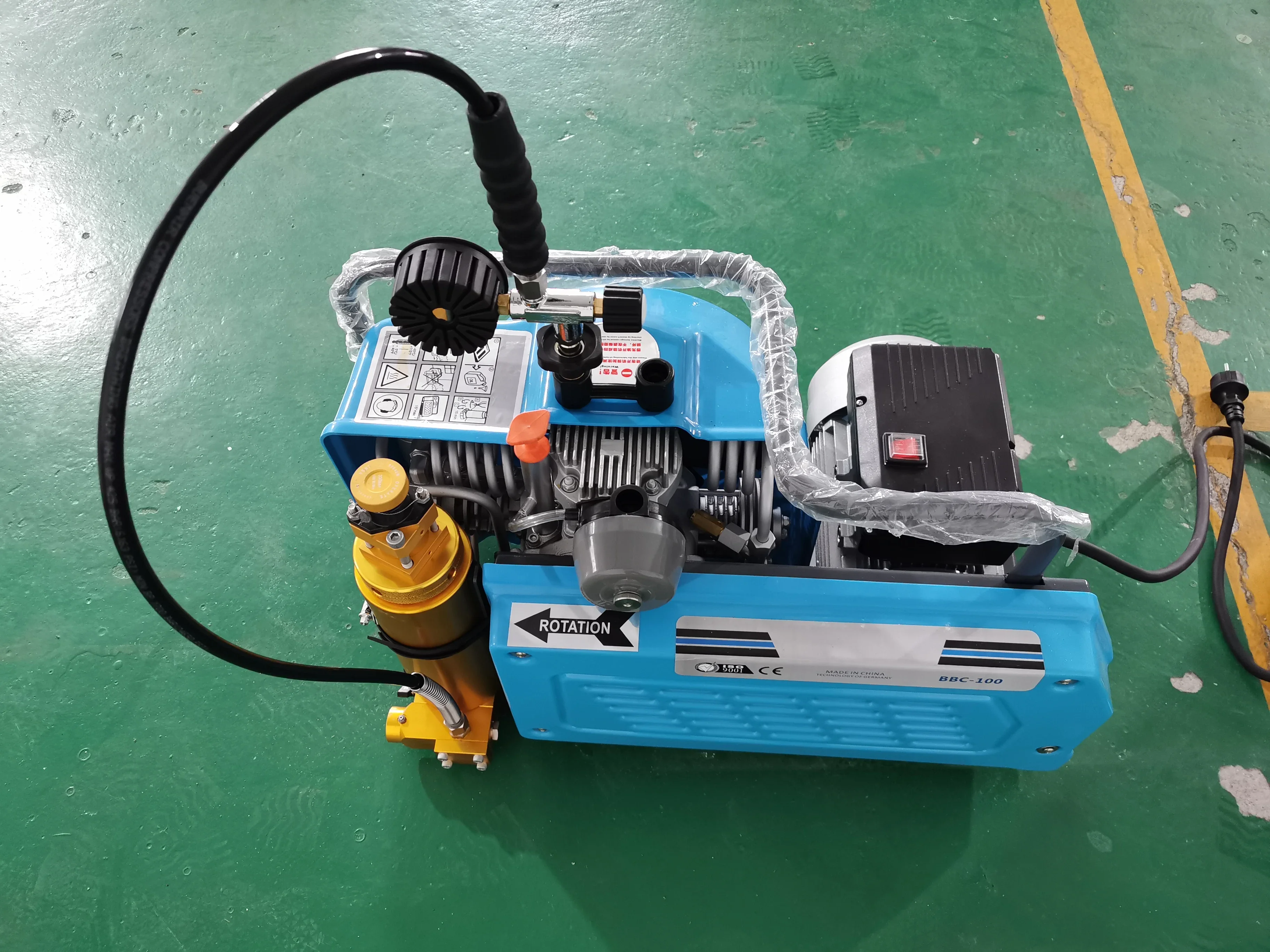 High Pressure 225/300bar 100L/Min Single-Phase Motor Breathing Air Compressor for Diving and Firefighting