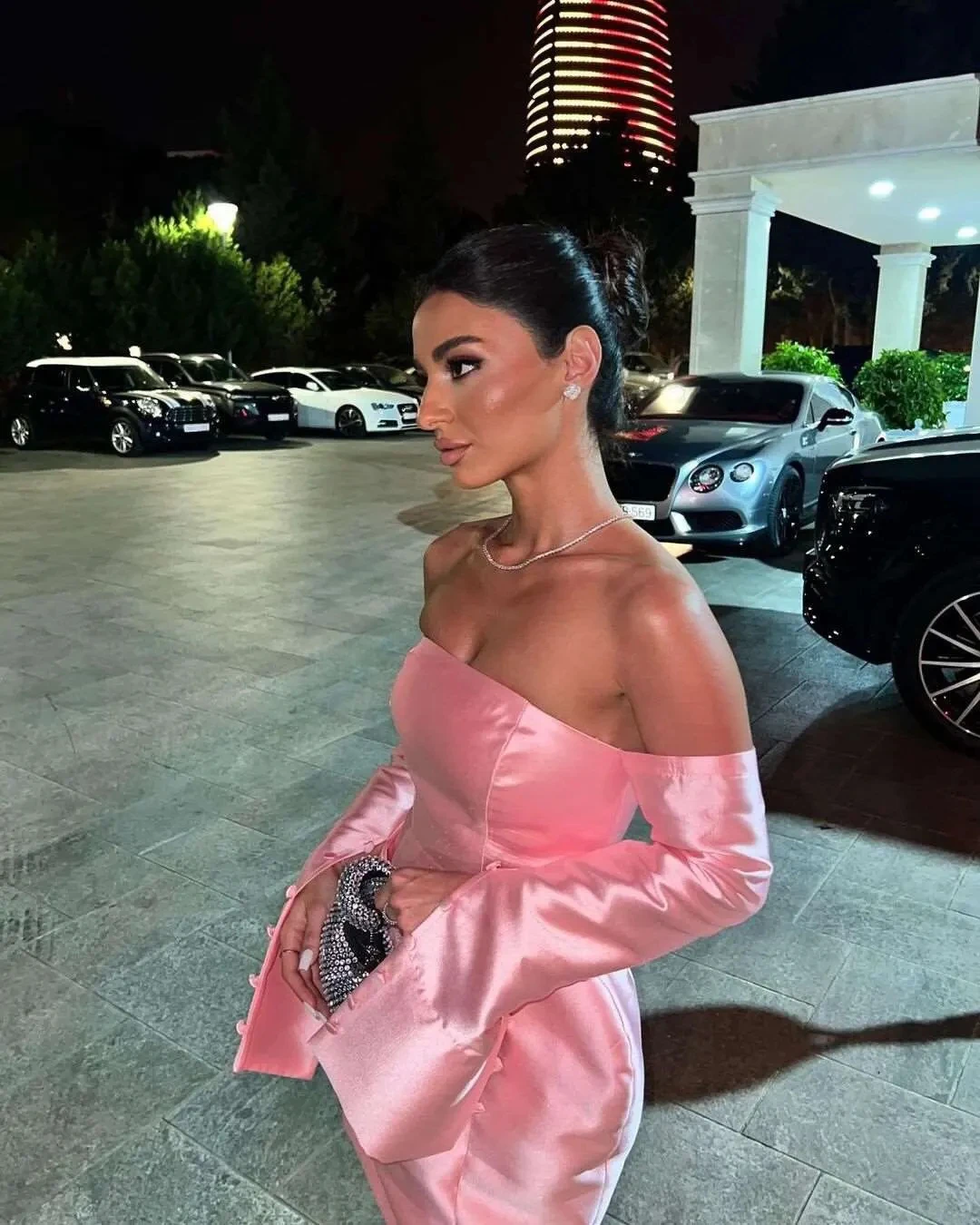 Vestido rosa sin tirantes para fiesta de bienvenida, minifalda plisada de satén de manga larga con espalda descubierta, vestido de cóctel, vestido de fiesta de cumpleaños personalizado, 2025