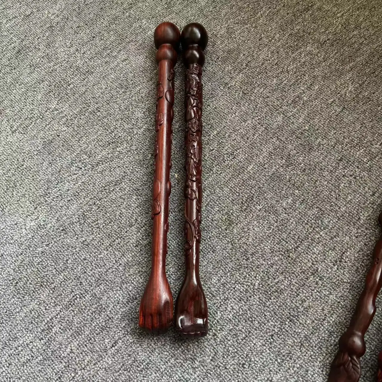 Solid Wood Carving Itching Scratching Massage Stick Outdoor Portable EDC Short Stick Tool