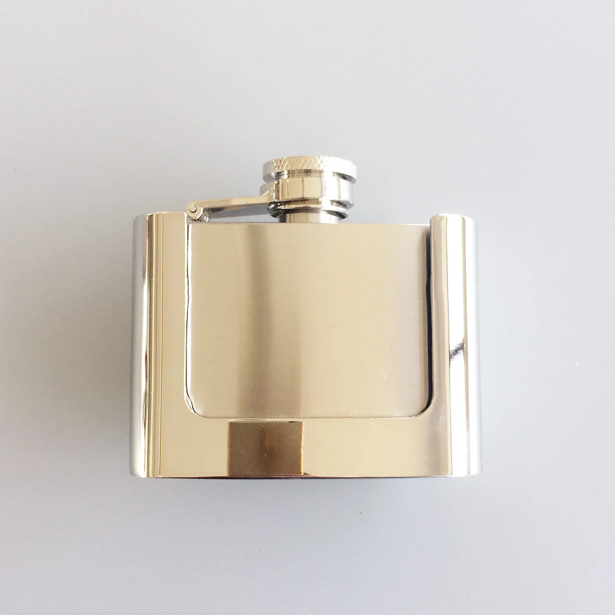 

Retail Belt Buckle (2oz Marple Leaf Stainless Steel Flask) BUCKLE-FL-Leaf Flask Belt Buckle Free Shipping