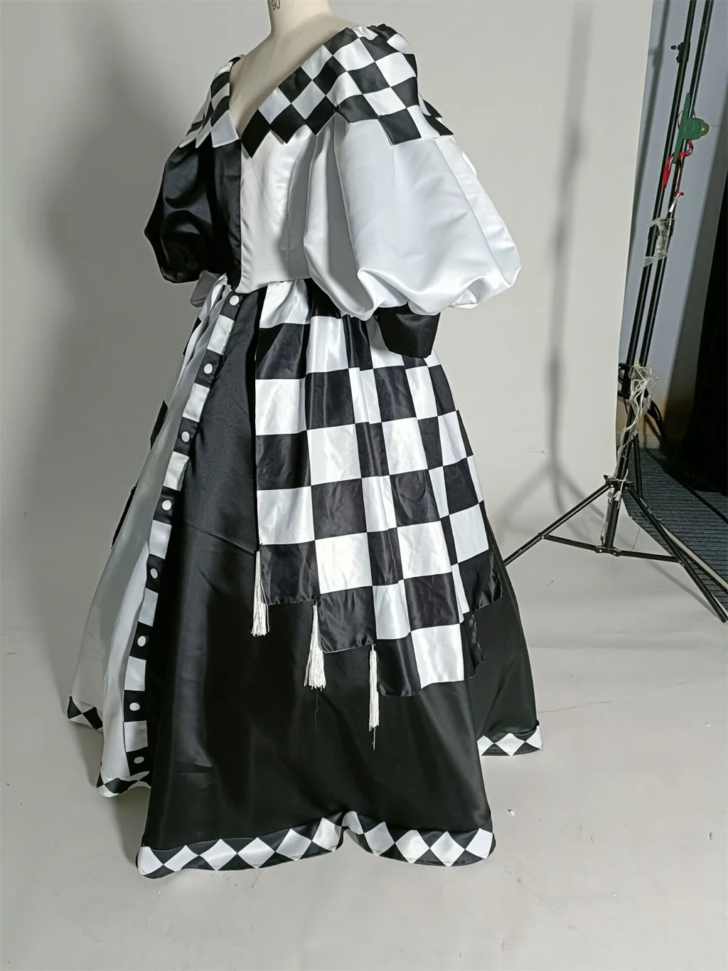 Historical Vintage High Waistline Victorian Rococo Ball Gown Marie Antoinette Baroque Gothic Black White Plaid Joker Prom Dress