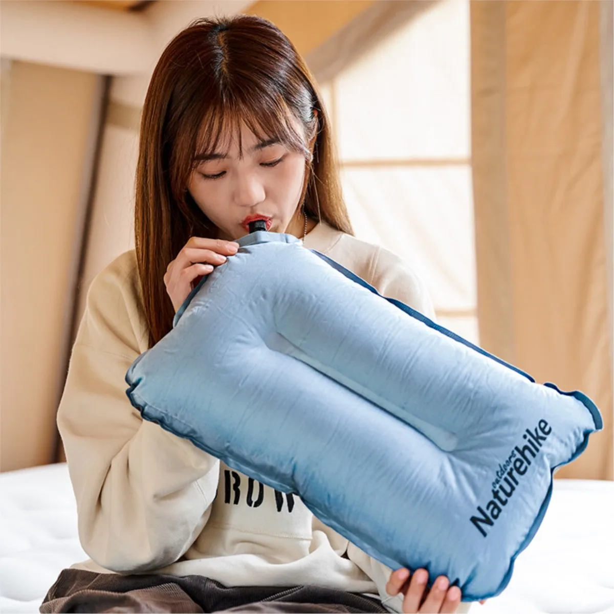 Naturehike Sponge Automatic Inflatable Pillow Outdoor Camping Travel Portable Tent Silent Inflatable Sleeping Pillow NH17A001-L
