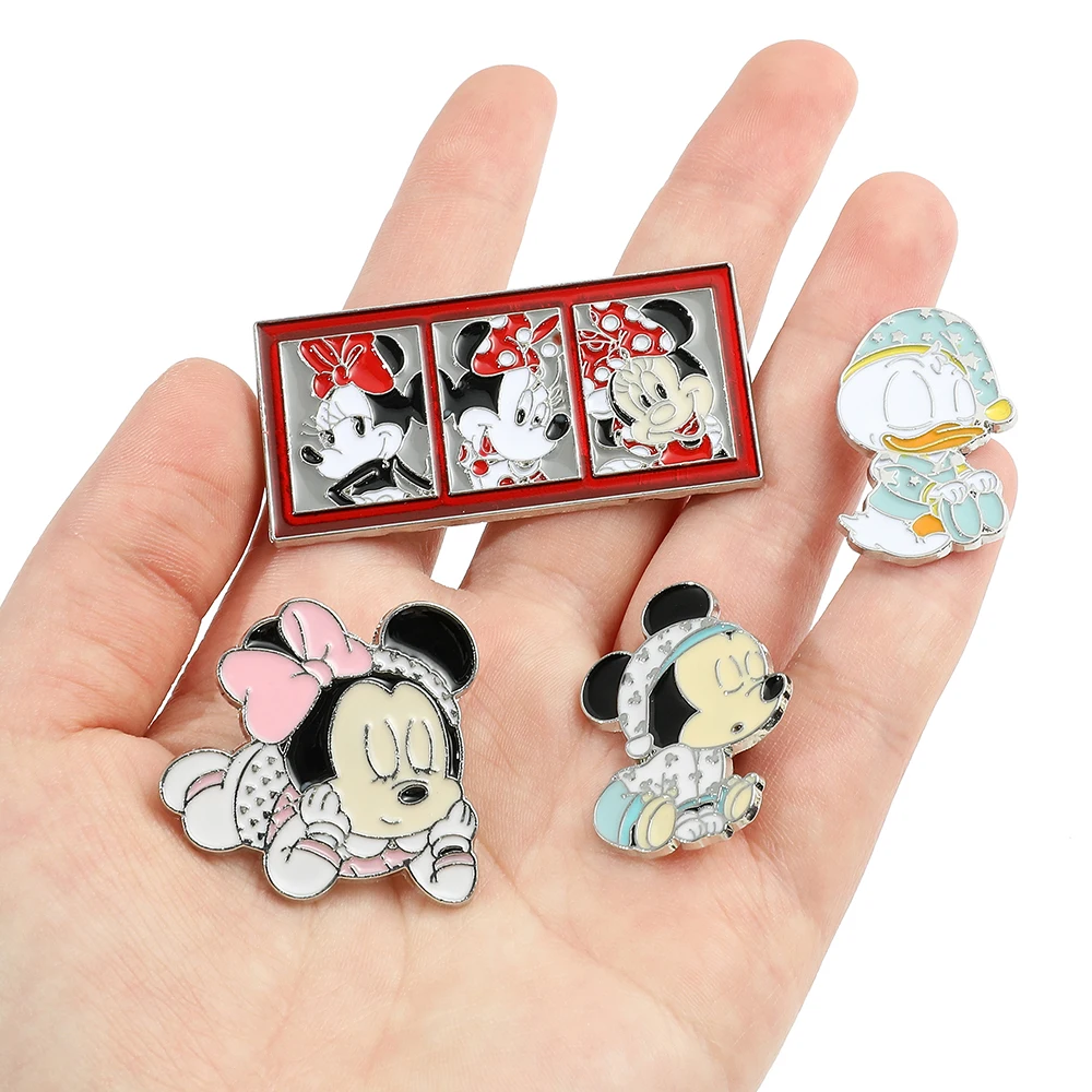 Disney Mickey Minnie Enamel Pin Cute Cartoon Figure Donald Duck Metal Badge Brooch Backpack Clothing Lapel Pin Gifts for Kids