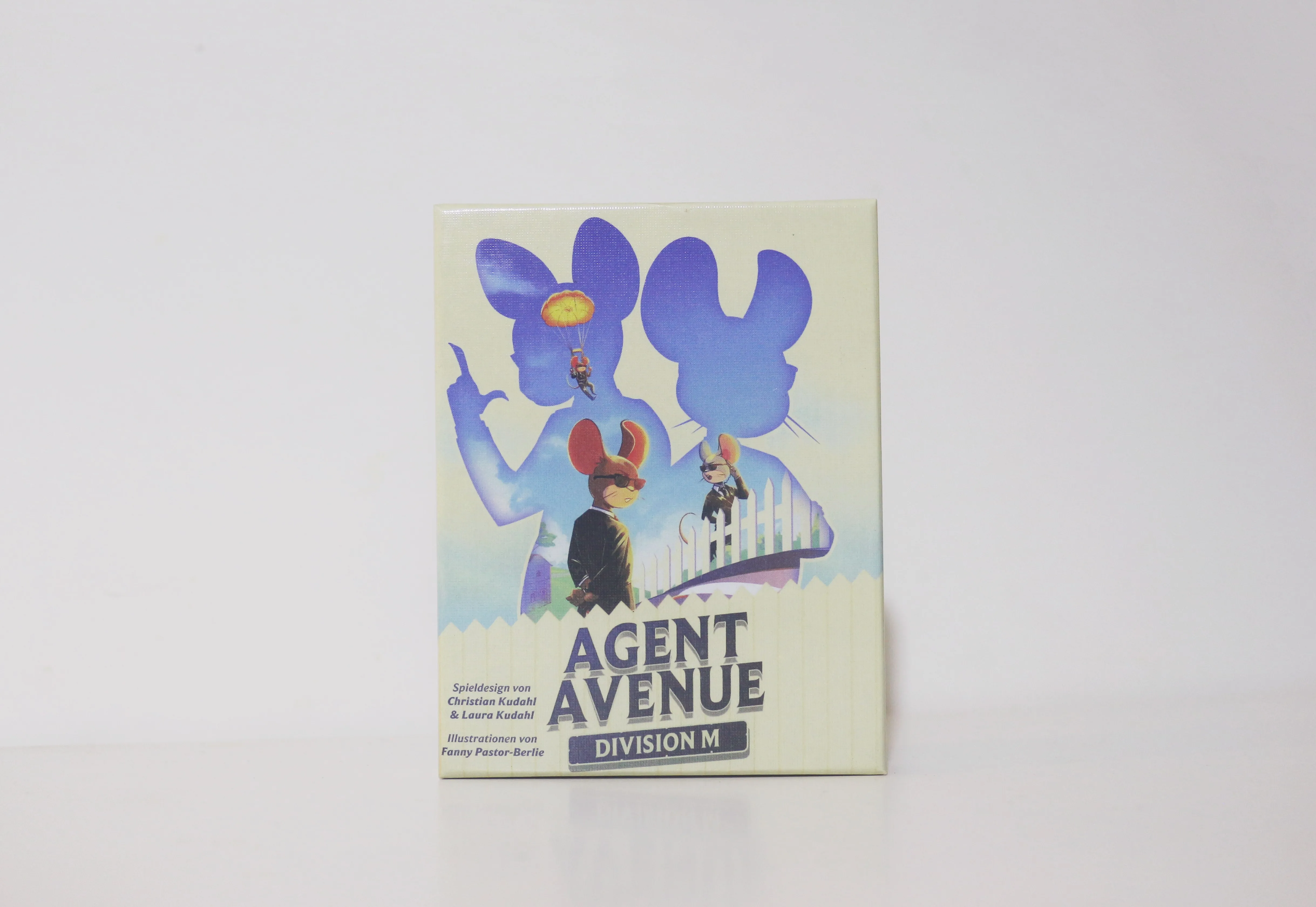 Agent Avenue Board Game image