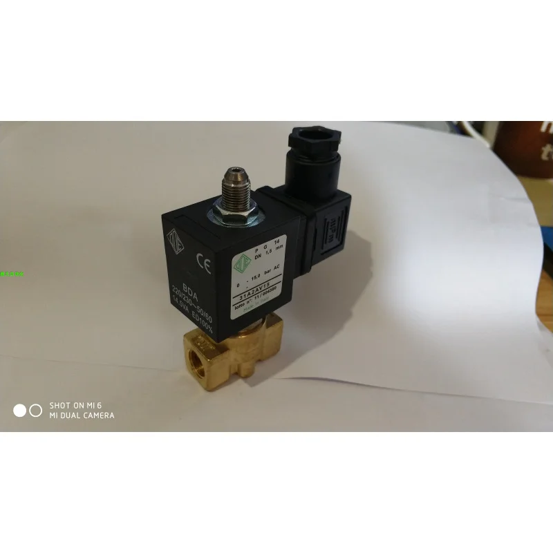 

1 pcs for Italian ODE 31A2AV15 air compressor solenoid valve 31A1FV15-Z 5578FV20-Z
