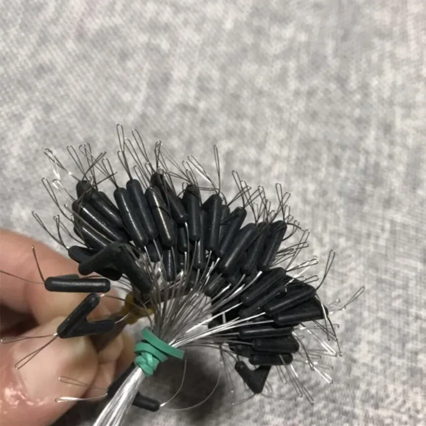 50Pcs Dubbele Haak Schakelaar Apparaat Vislijn Ruimte Splitsing Acht Soort Ruimte Bean Line Swivel Koppelverkoop Tool Vissen Apparatuur