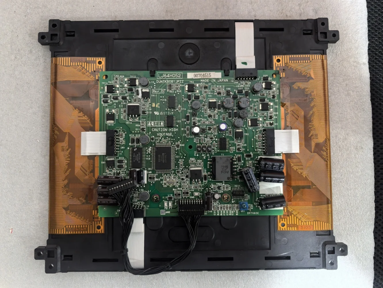 LJ64H052 ЖК-экран