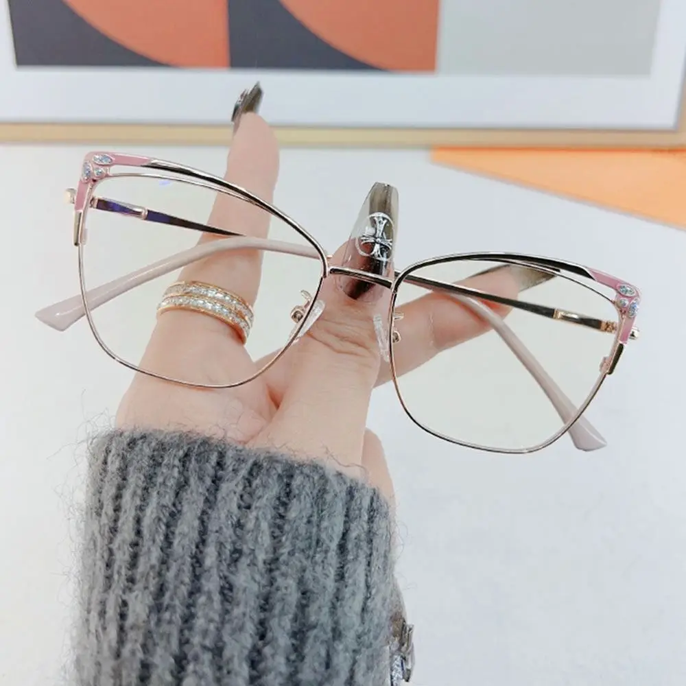 

Portable Blue Ray Blocking Anti-Blue Light Glasses Eye Protection Ultralight Square Eyeglasses Metal Computer Goggles Men Women
