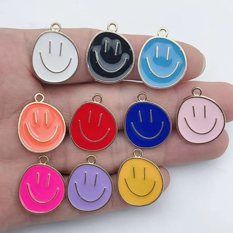 10 Stück Tropfenförmige Öl-Legierungs-Anhänger, Asymmetrischer Spaß-Smile-Anhänger, Ohrringe, Halskette, Personalisierter Anhänger, DIY-Zubehör