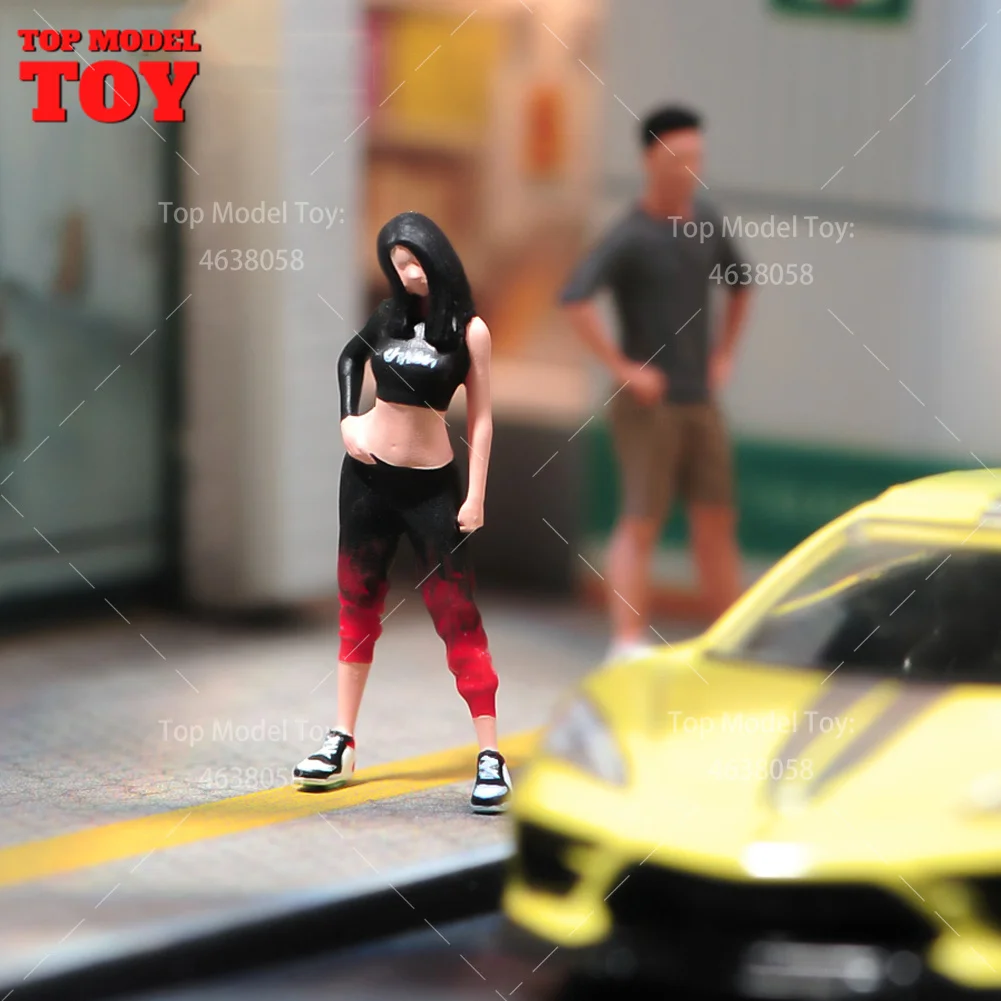 Painted Miniatures 1/64 1/43 1/87 Cool Girl Exposing The Navel Female Scene Figure Dolls Unpainted Model For Cars Vehicles Toy