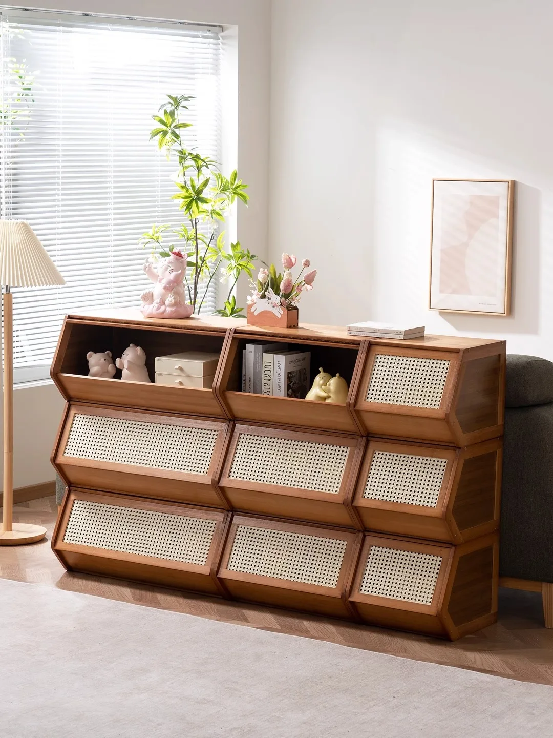 

Solid wood storage cabinet Bedroom locker Living room locker Modern combination