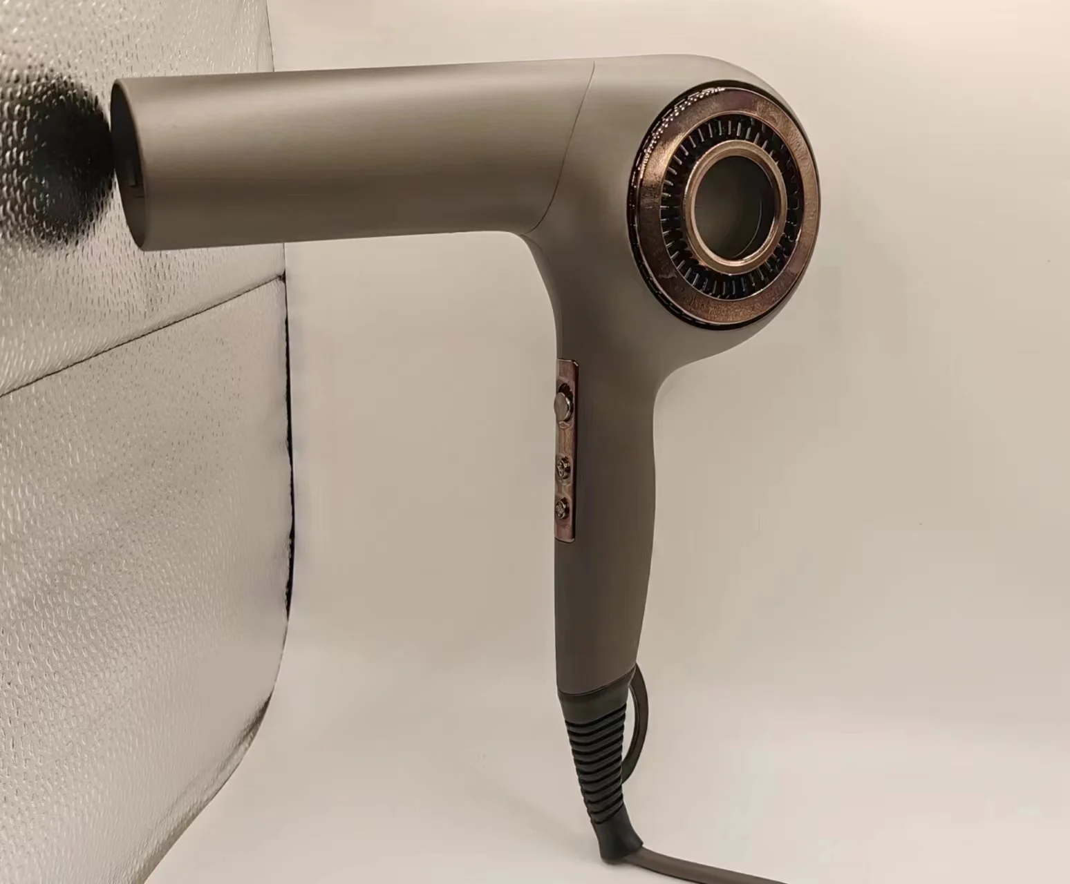 Professional negative ion hair dryer, quick drying, with concentrated air nozzle, suitable For Home Use Household V6 long