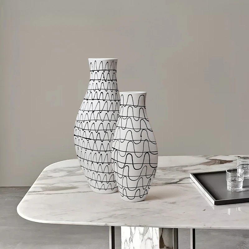 Simple black and white striped heartbeat ceramic vase ornament