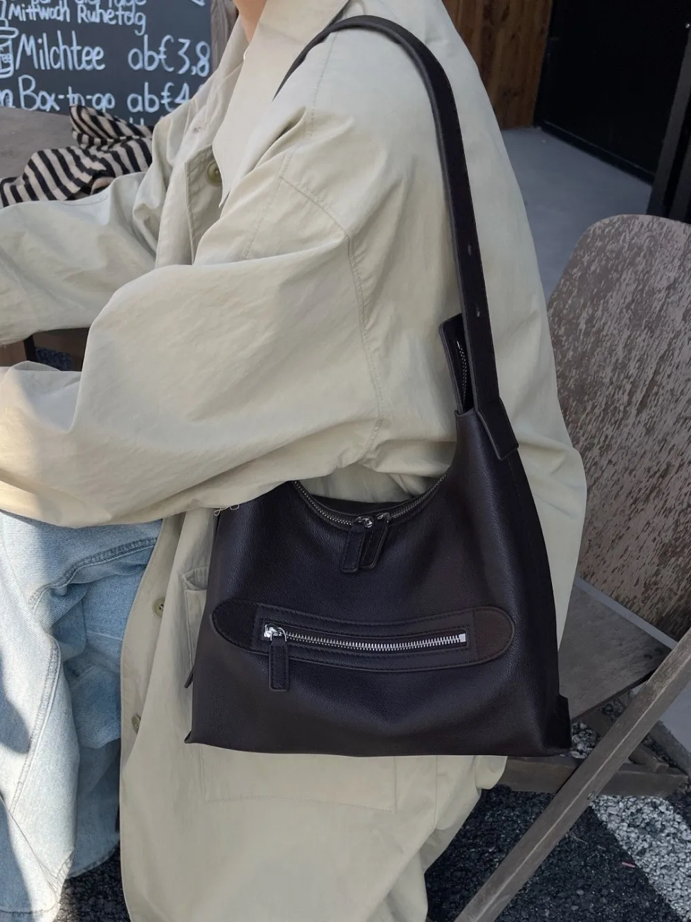 

FIRMRANCH 2026 Spring New Preppy Millennial Style Exclusive Trendy Cute Plaid Star Strawberry Design Women' Shoulder Bowling Bag