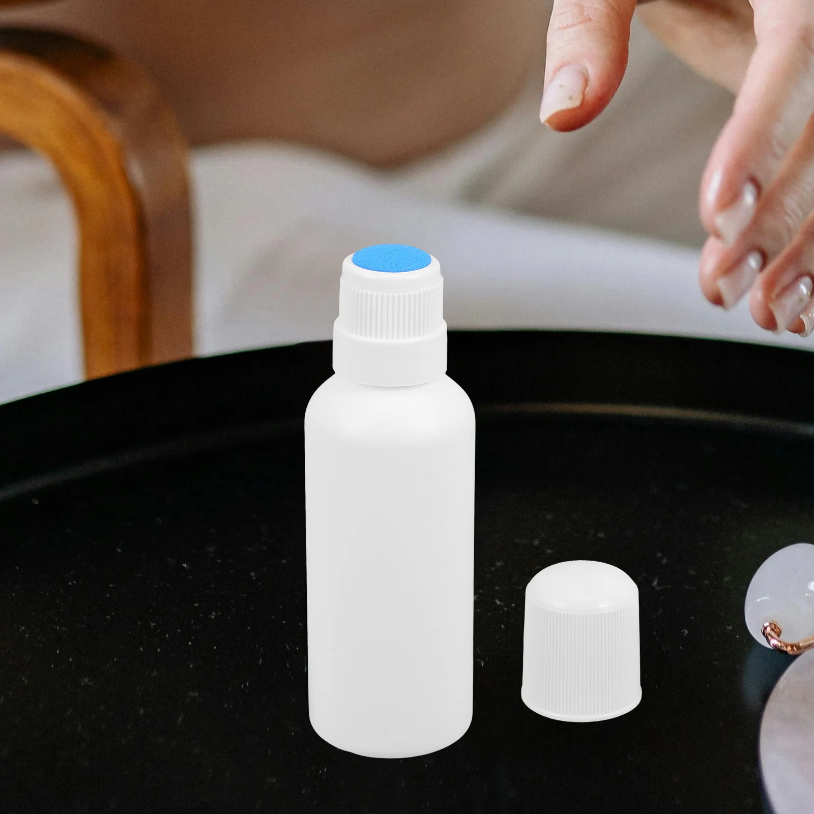 

6 Pcs Dispenser Liniment Bottle Multifunction Liquid Sponge Applicator Travel Small